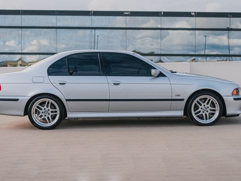 Used 2003 BMW 540i Sedan image 19