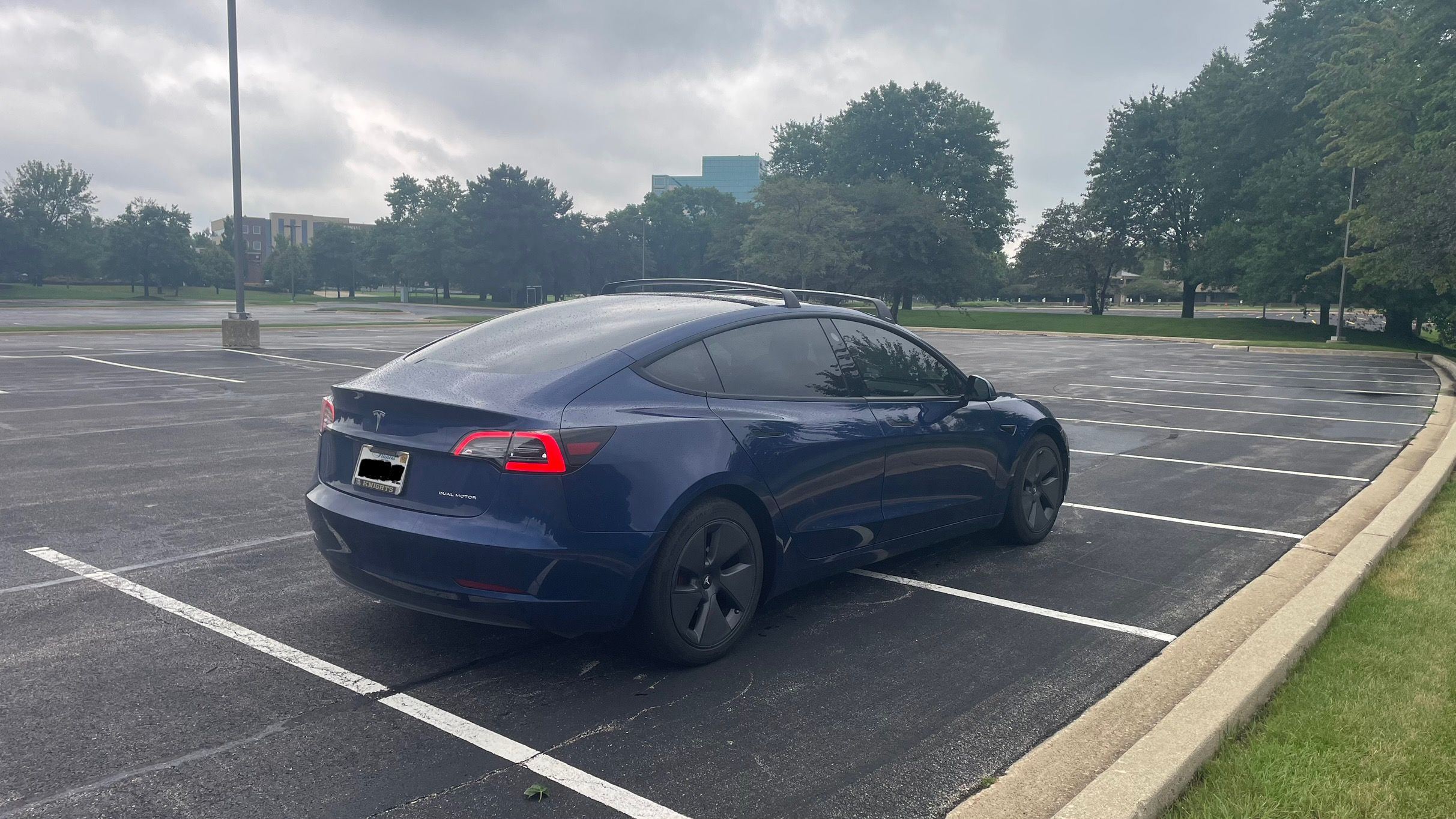 Used 2021 Tesla Model 3 Long Range AWD/4WD image 5