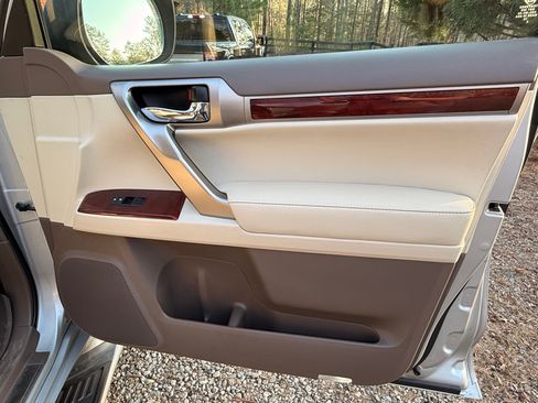 Used 2013 Lexus GX 460 460 Sport Utility 4D image 25