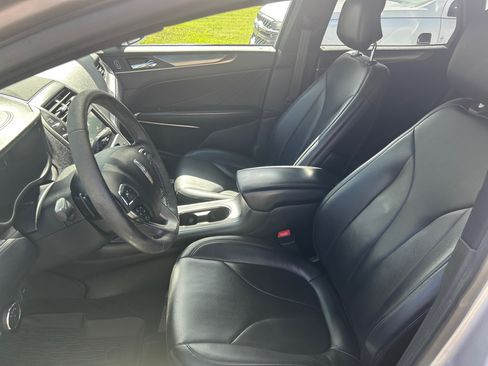 Used 2017 Lincoln MKC Premiere FWD image 6