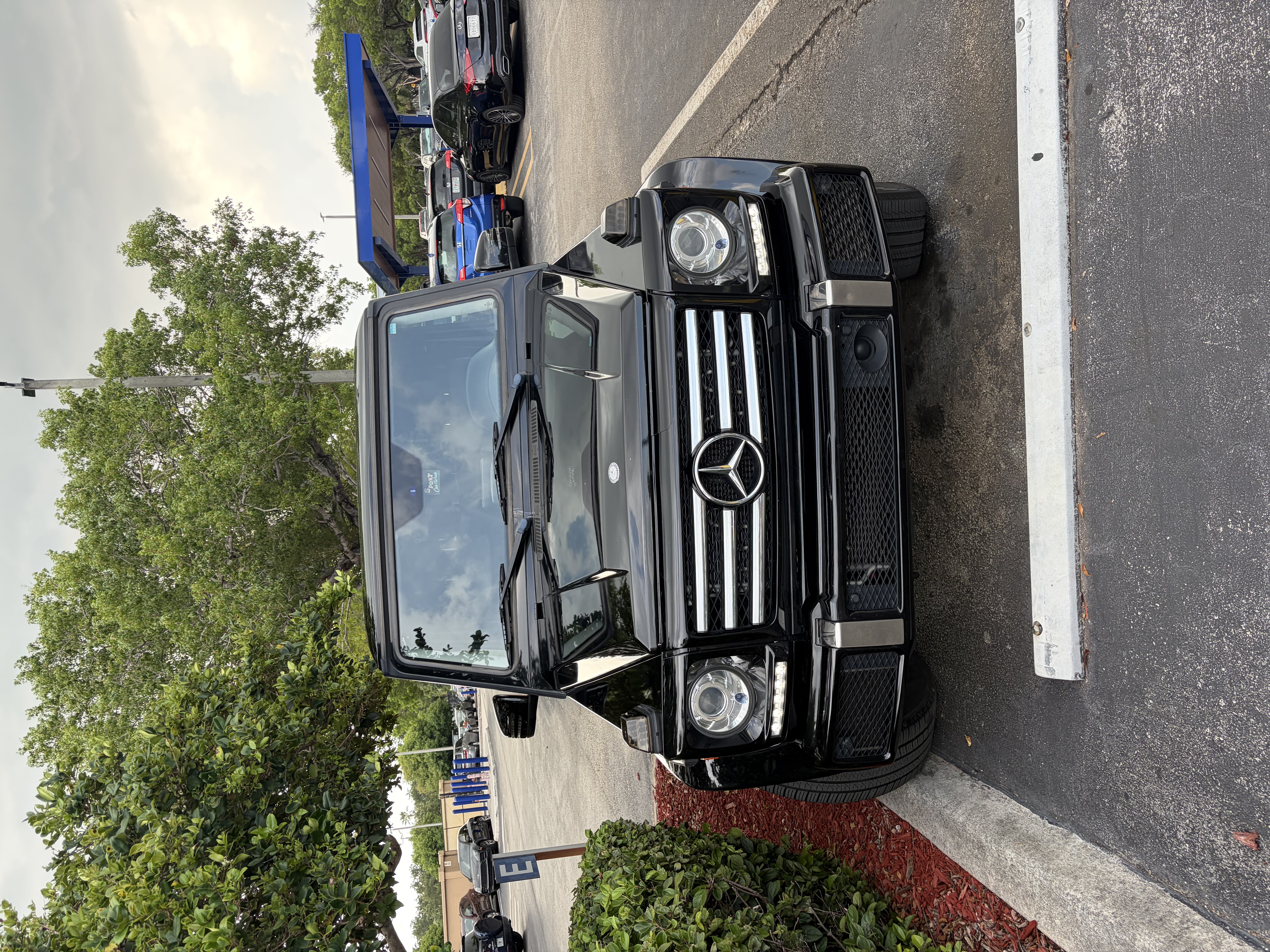 Used 2017 Mercedes-Benz G 550 image 1