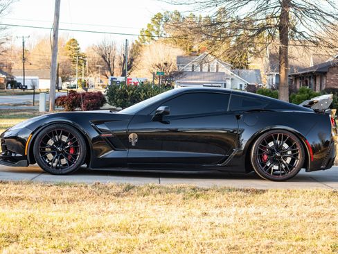 Used 2019 Chevrolet Corvette Grand Sport image 2