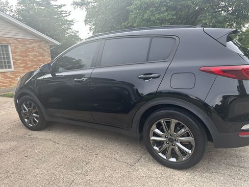 Used 2022 Kia Sportage Nightfall Edition w/ Nightfall Fwd Premium Package image 4