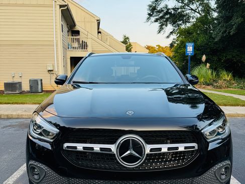Used 2021 Mercedes-Benz GLA 250 250 4MATIC Sport Utility 4D image 17