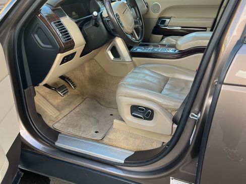 Used 2015 Land Rover Range Rover Supercharged AWD/4WD image 9