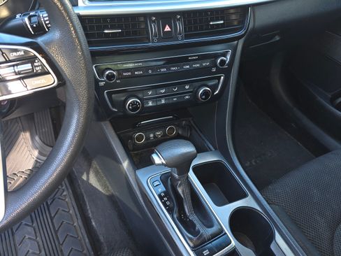 Used 2019 Kia Optima LX FWD image 6