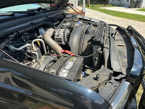 Used 2005 Ford F350 XLT AWD/4WD image 16