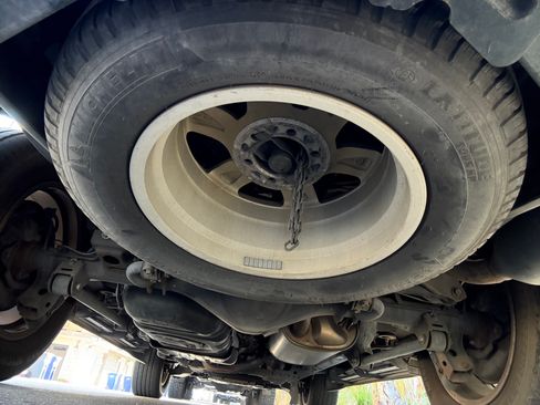 Used 2012 Lexus GX 460 image 15