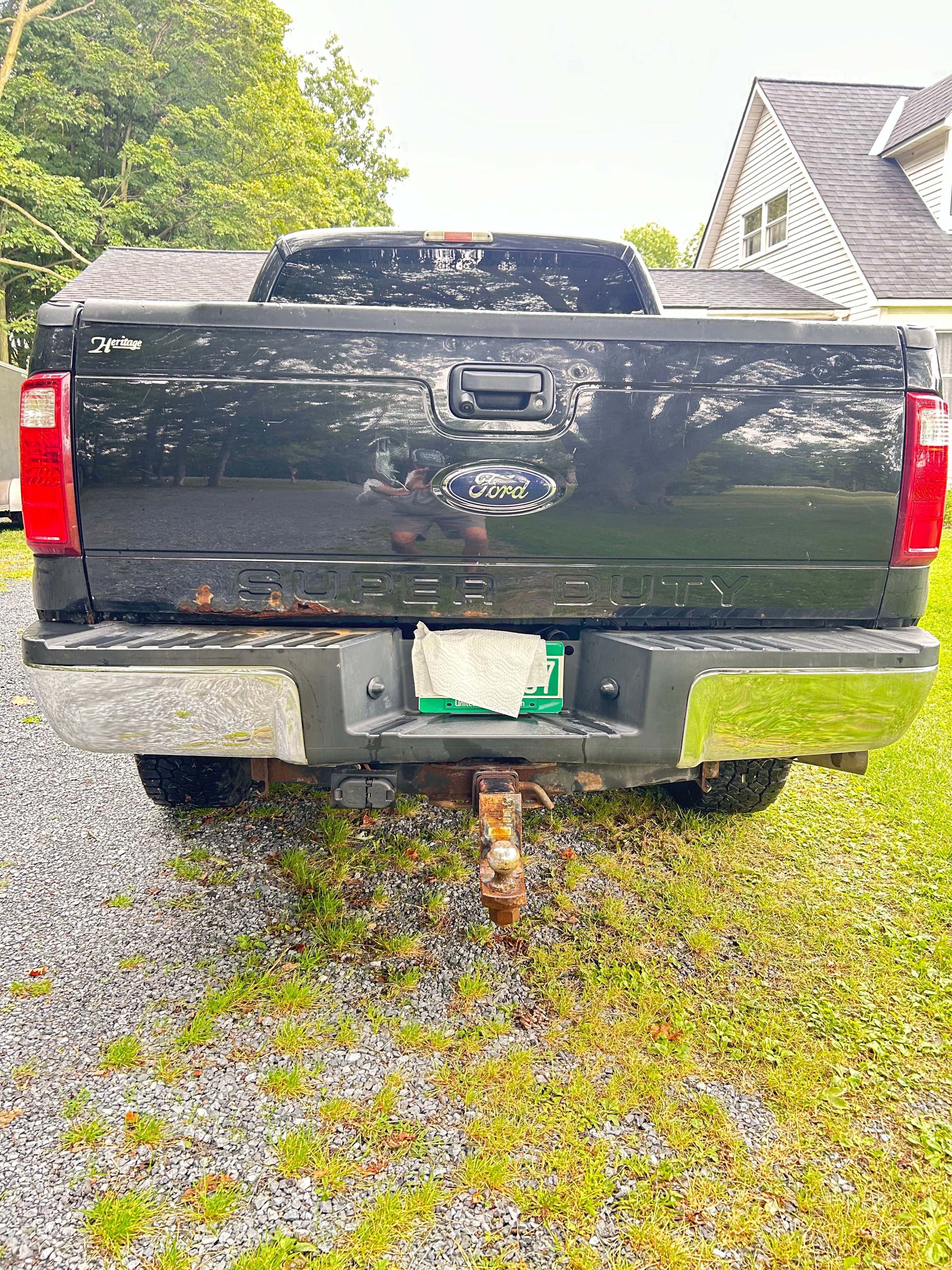 Used 2015 Ford F250 XLT w/ Snow Plow Prep Package AWD/4WD image 8