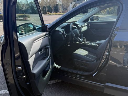 Used 2025 MAZDA CX-50 AWD 2.5 S w/ Premium Package image 9