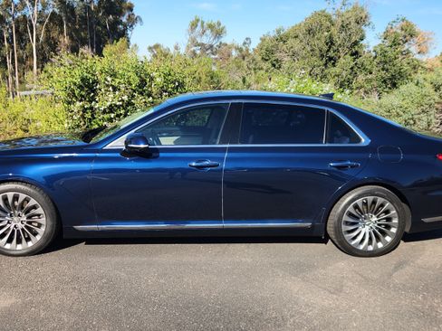 Used 2018 Genesis G90 5.0 Ultimate image 1