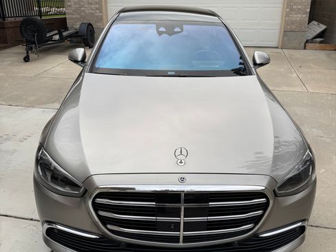 Used 2022 Mercedes-Benz S 500 4MATIC image 4