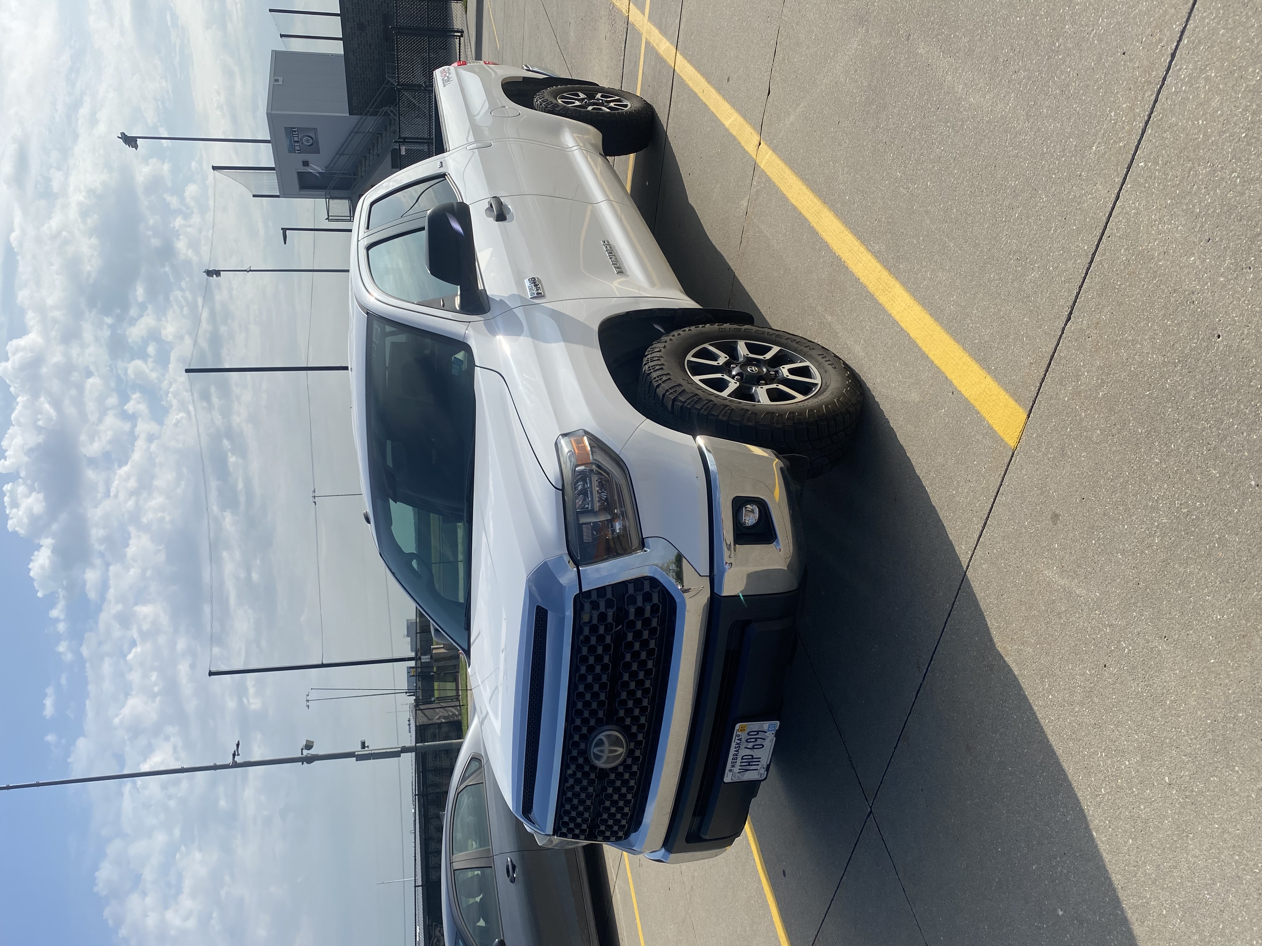 Used 2018 Toyota Tundra SR5 w/ TRD Off Road Package AWD/4WD image 2