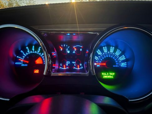 Used 2007 Ford Mustang GT Premium image 16