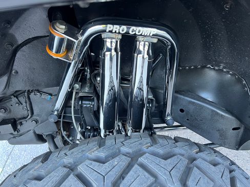 Used 1996 Chevrolet Tahoe 4WD 2-Door image 14