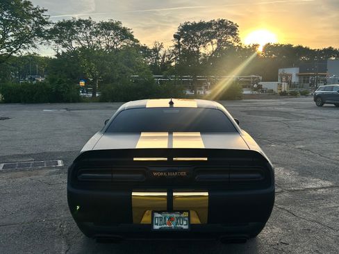 Used 2021 Dodge Challenger R/T Scat Pack RWD image 13
