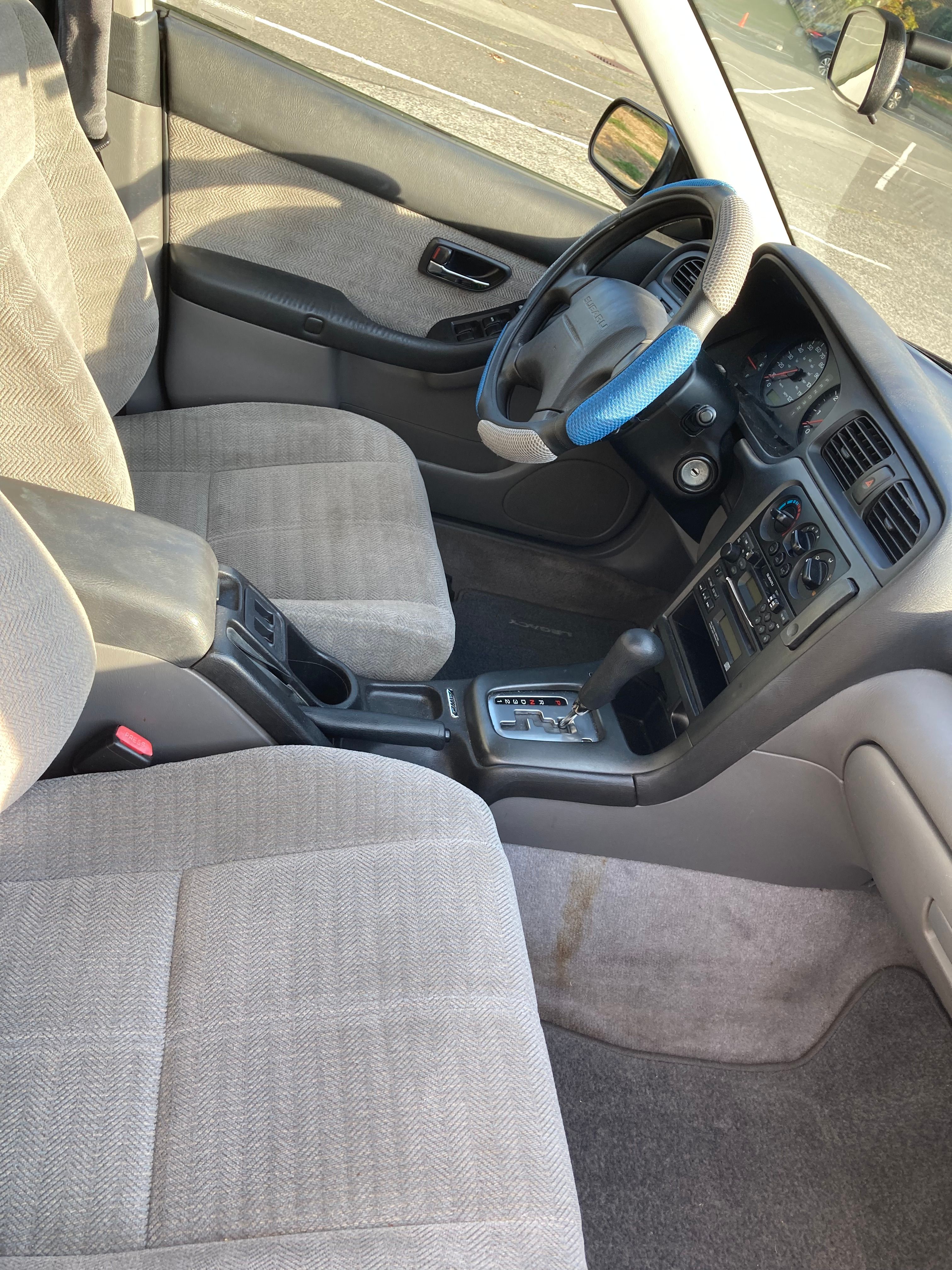 Used 2000 Subaru Legacy L AWD/4WD image 8