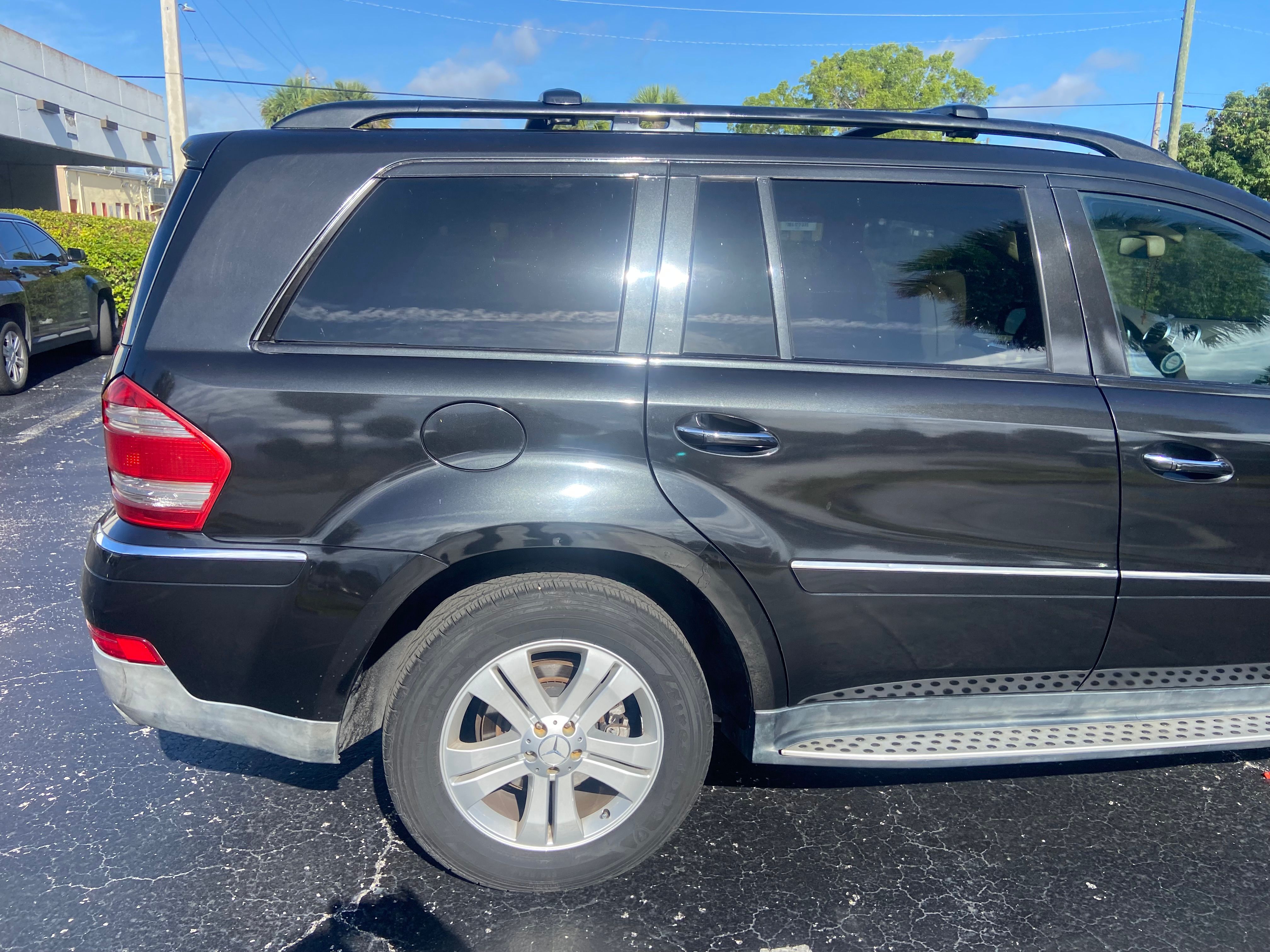 Used 2008 Mercedes-Benz GL 320 CDI 4MATIC image 10
