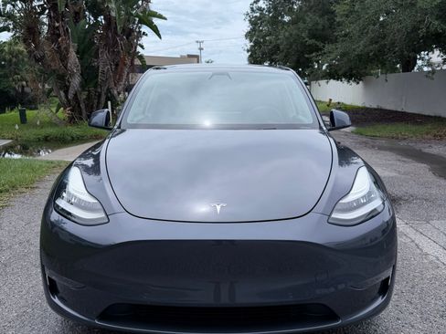 Used 2020 Tesla Model Y Performance AWD/4WD image 2