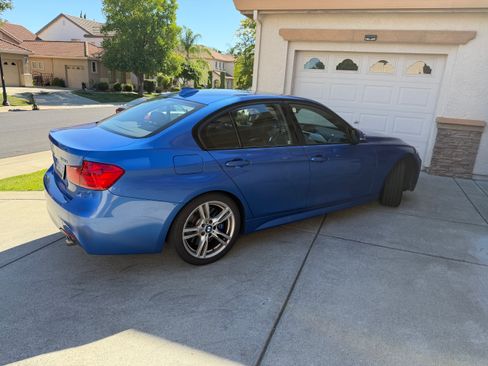 Used 2014 BMW 335i Sedan RWD image 4