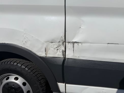 Used 2018 Ford Transit 150 XL image 12