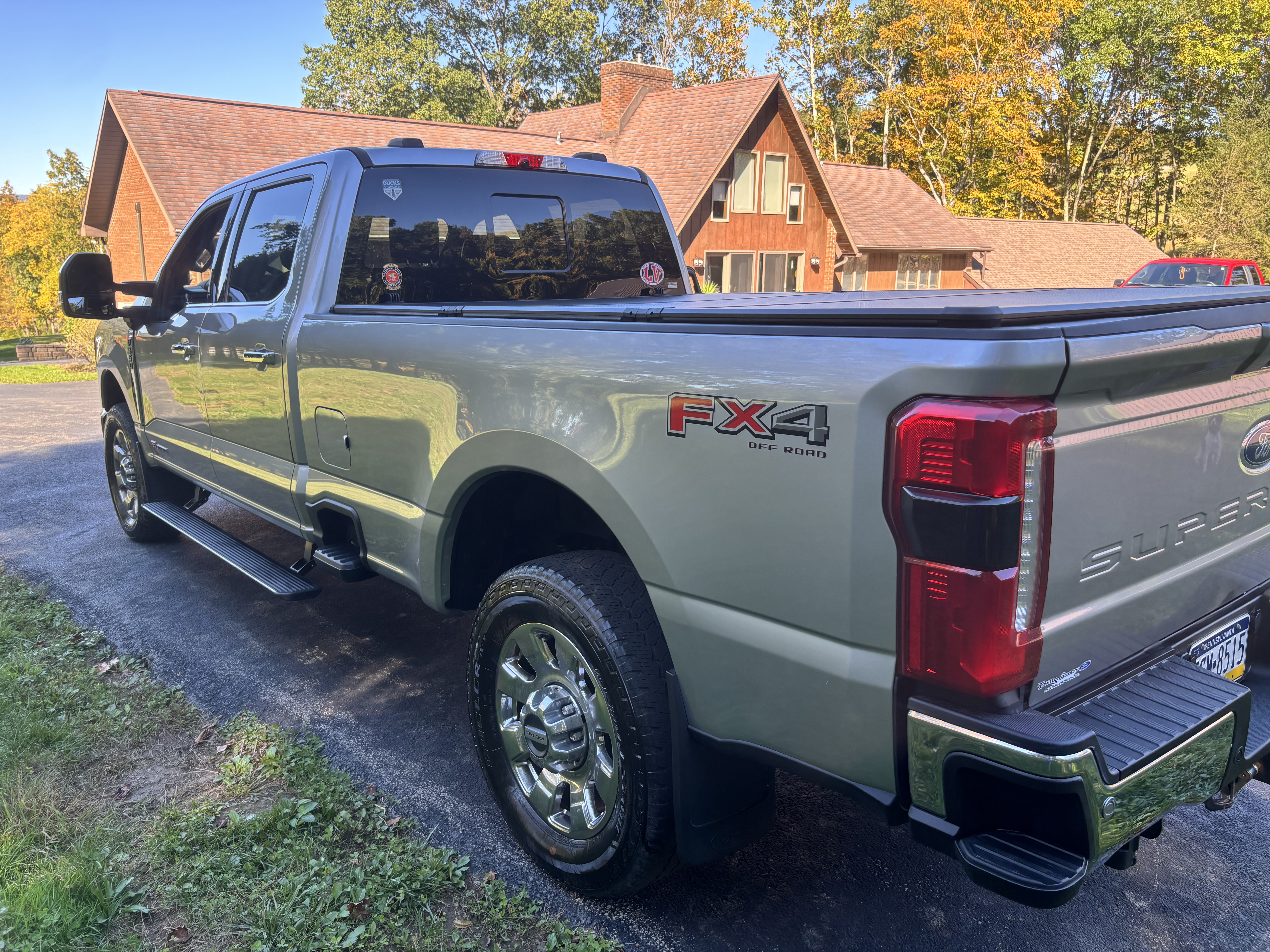 Used 2024 Ford F350 Lariat w/ Lariat Ultimate Package AWD/4WD image 8