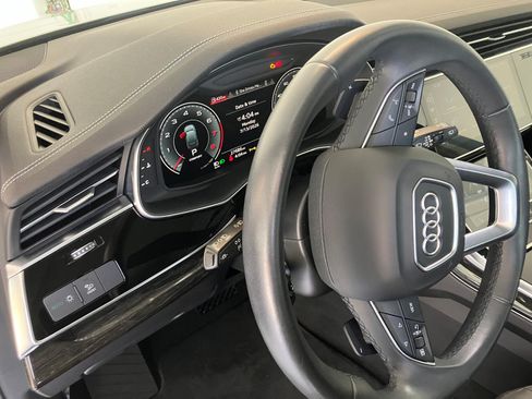 Used 2023 Audi Q7 3.0T Premium AWD/4WD image 31