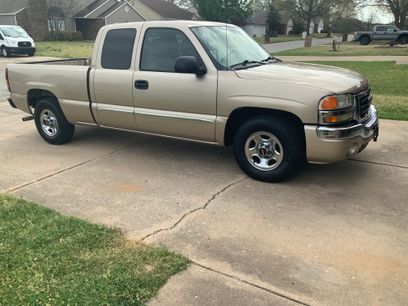 Used 2004 GMC Sierra 1500 SLE w/ Light Duty Power Package