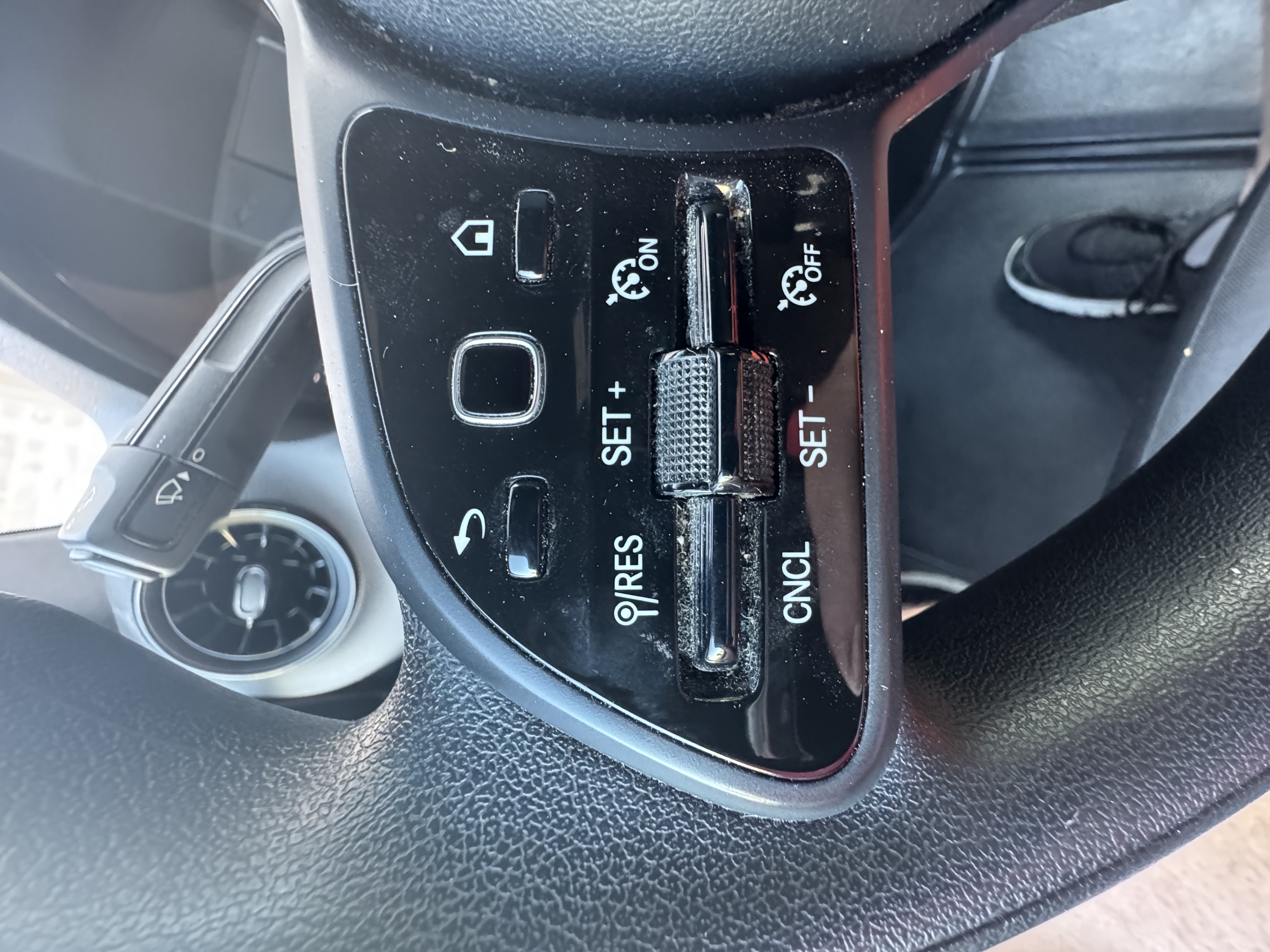 Used 2021 Mercedes-Benz Sprinter 2500 image 21