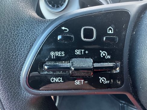 Used 2021 Mercedes-Benz Sprinter 2500 image 21