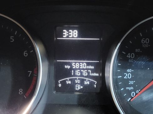 Used 2017 Volkswagen Jetta S image 2