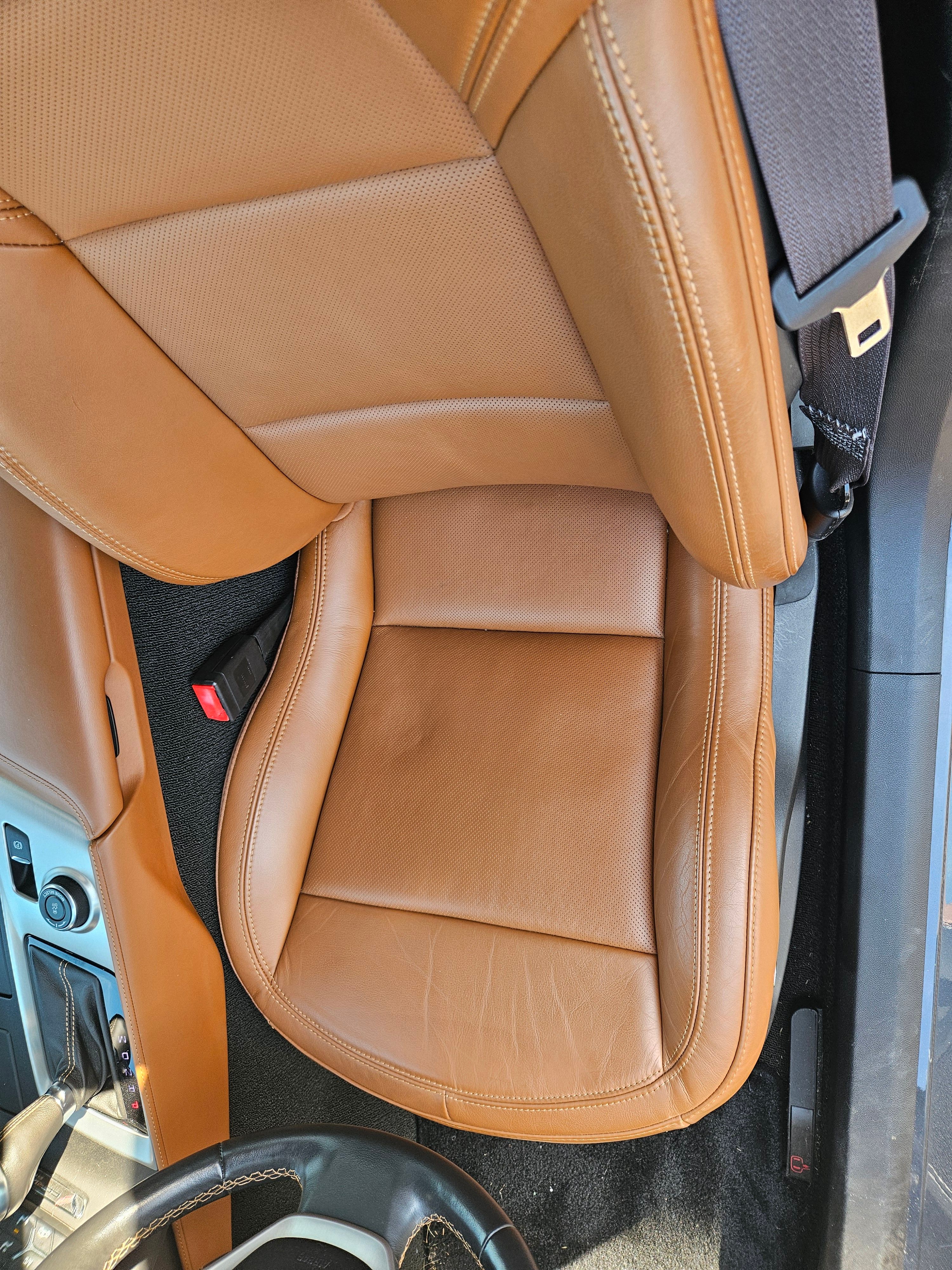 Used 2014 Chevrolet Corvette Stingray Coupe w/ 3LT Preferred Equipment Group RWD image 27