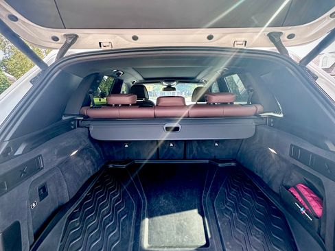 Used 2023 BMW X5 xDrive45e w/ Luxury Seating Package image 14