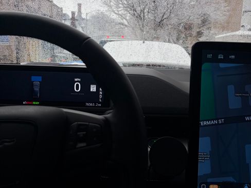 Used 2021 Ford Mustang Mach-E Select w/ Comfort/Appearance Package image 6