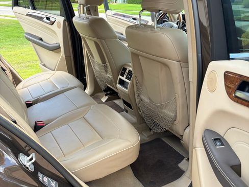 Used 2012 Mercedes-Benz ML 350 4MATIC image 9