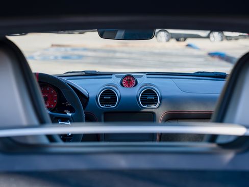 Used 2021 Porsche 718 Cayman GT4 image 14