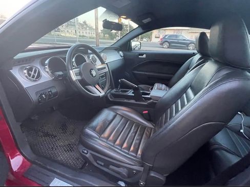 Used 2006 Ford Mustang GT Premium RWD image 8