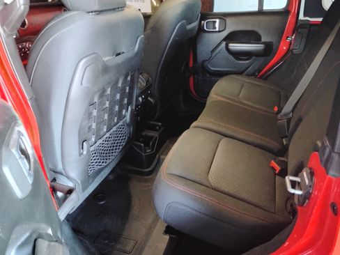 Used 2019 Jeep Wrangler Unlimited Rubicon image 14