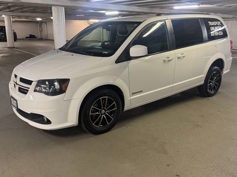 Used 2019 Dodge Grand Caravan GT image 8