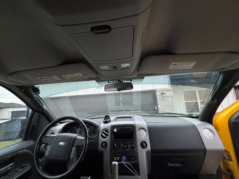 Used 2004 Ford F150 XL image 9