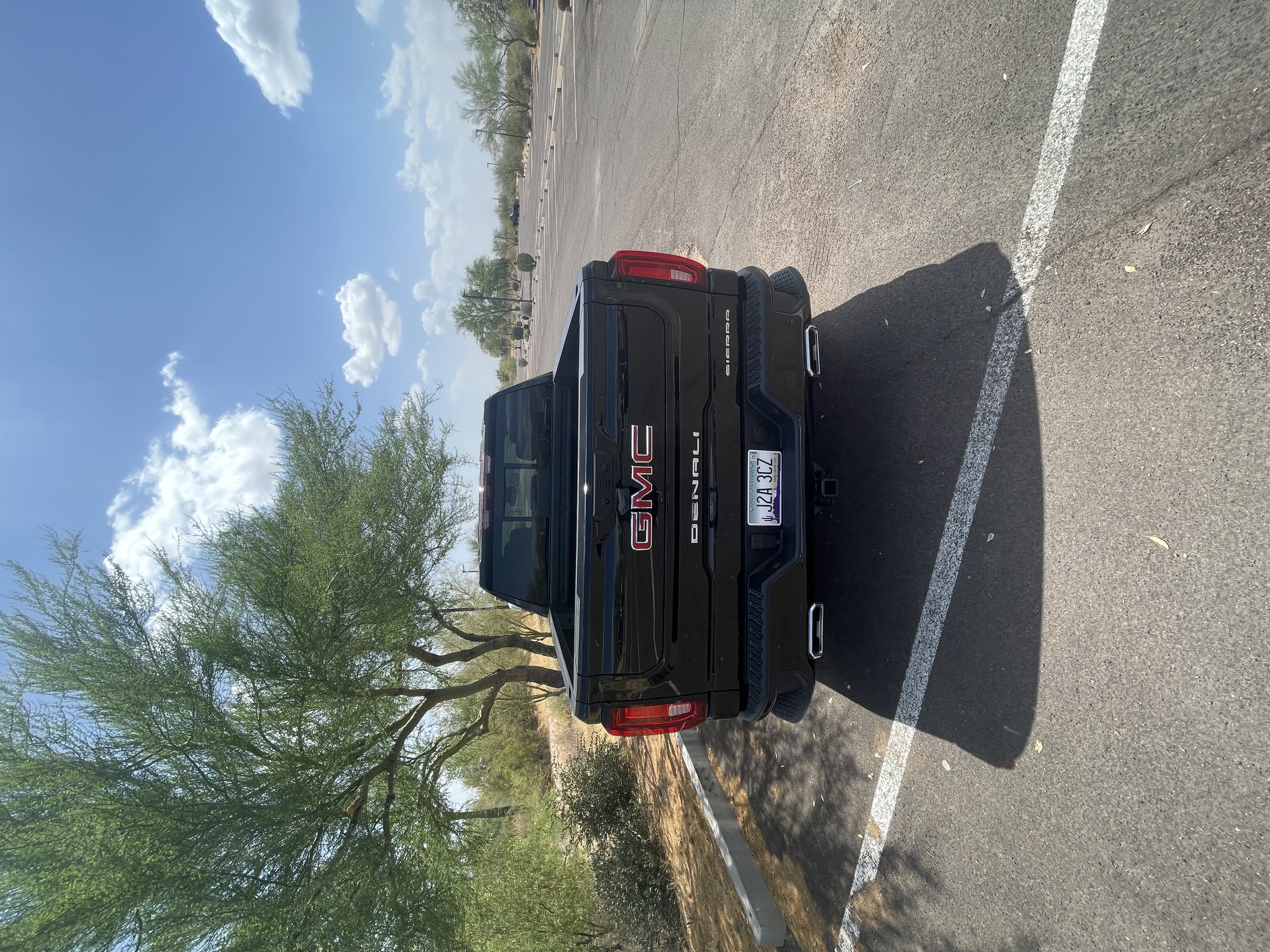 Used 2024 GMC Sierra 1500 Denali w/ Technology Package AWD/4WD image 6