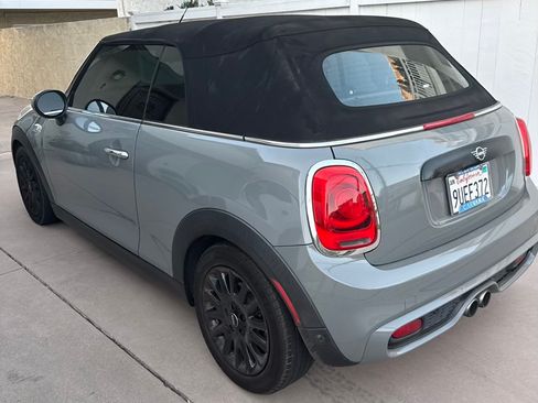 Used 2019 MINI Cooper S w/ Signature Upholstery Package FWD image 8