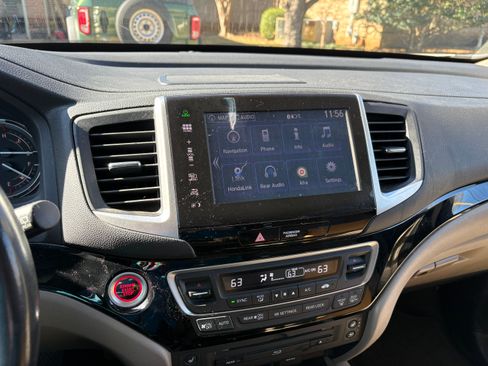 Used 2016 Honda Pilot Elite image 13