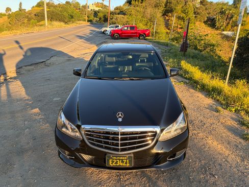 Used 2014 Mercedes-Benz E 350 E 350 4MATIC Sedan 4D image 6