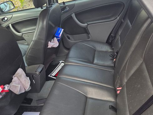 Used 2002 Saab 9-3 SE image 2