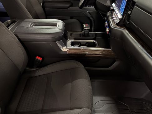 Used 2022 GMC Sierra 1500 Elevation image 15