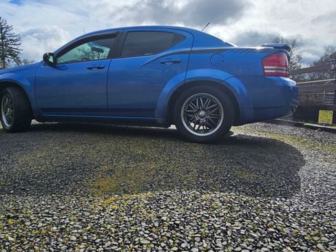 Used 2008 Dodge Avenger SE image 8