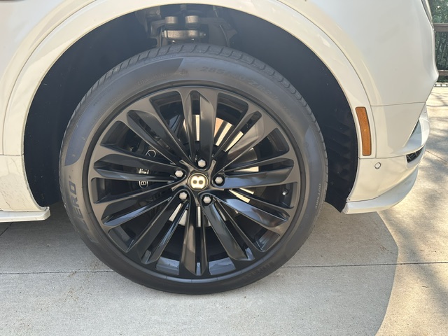 Used 2020 Bentley Bentayga Speed AWD/4WD image 6