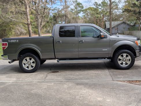 Used 2011 Ford F150 Lariat w/ Lariat Plus Pkg image 2