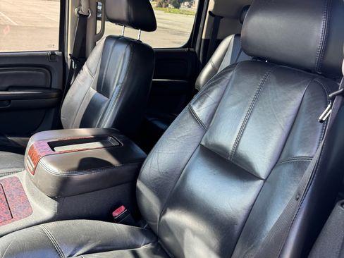 Used 2007 GMC Yukon XL Denali image 12